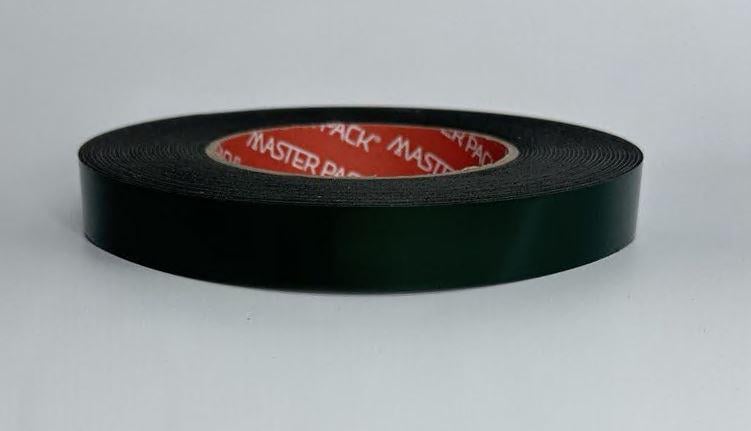 Лента двухсторонняя клейкая Master Pack на вспененной основе 18 мм 10 м зеленый лайнер Черный