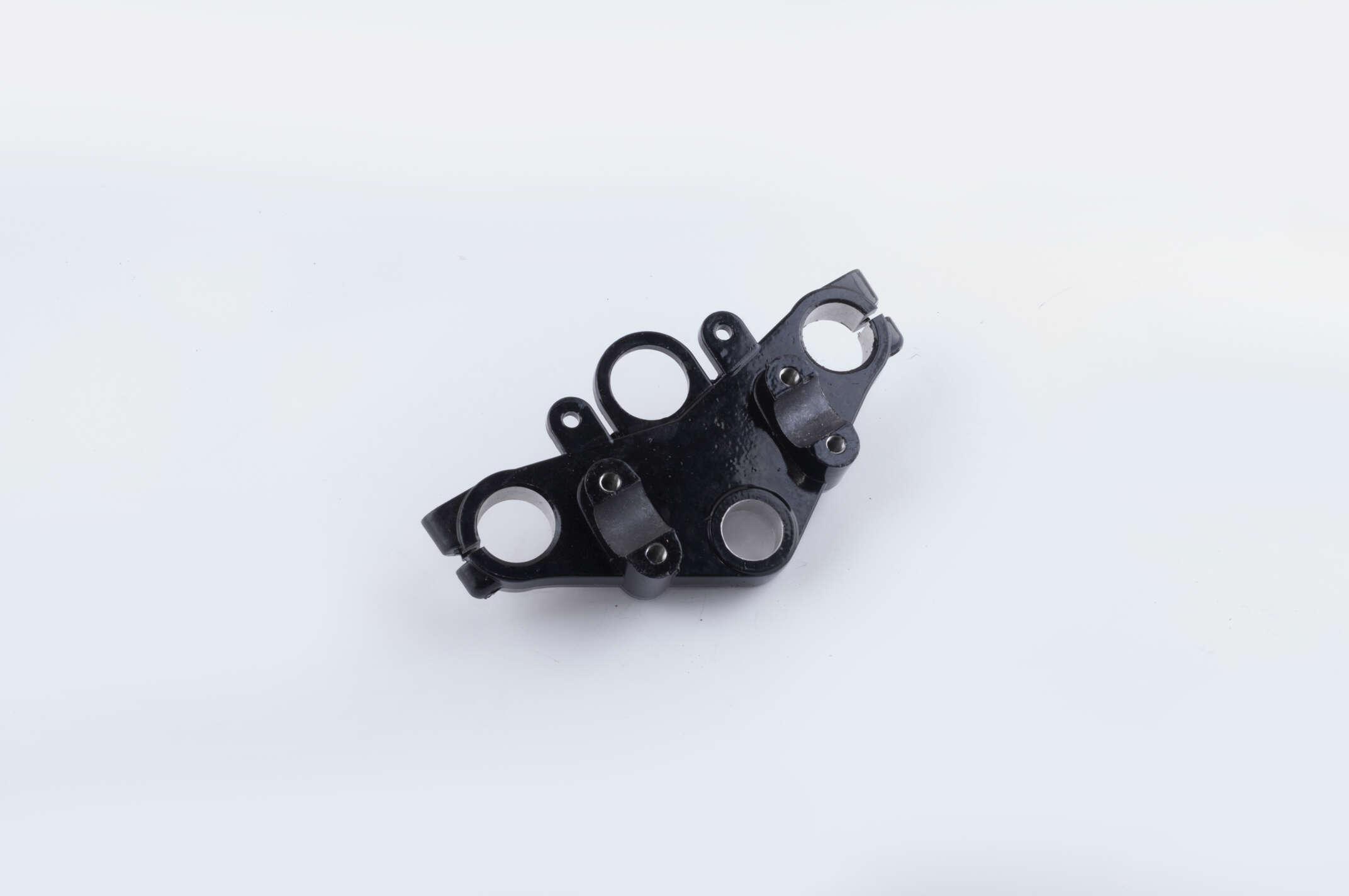 Пластина траверсы KOMATCU верхняя для Yamaha YBR125 (V-1219)