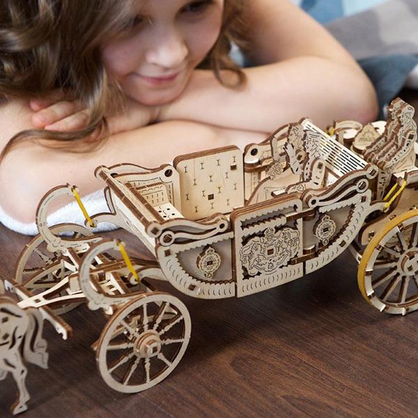 3D пазл механический UGEARS «Королевская карета» - фото 8 3D пазл механический UGEARS «Королевская карета» - фото 8