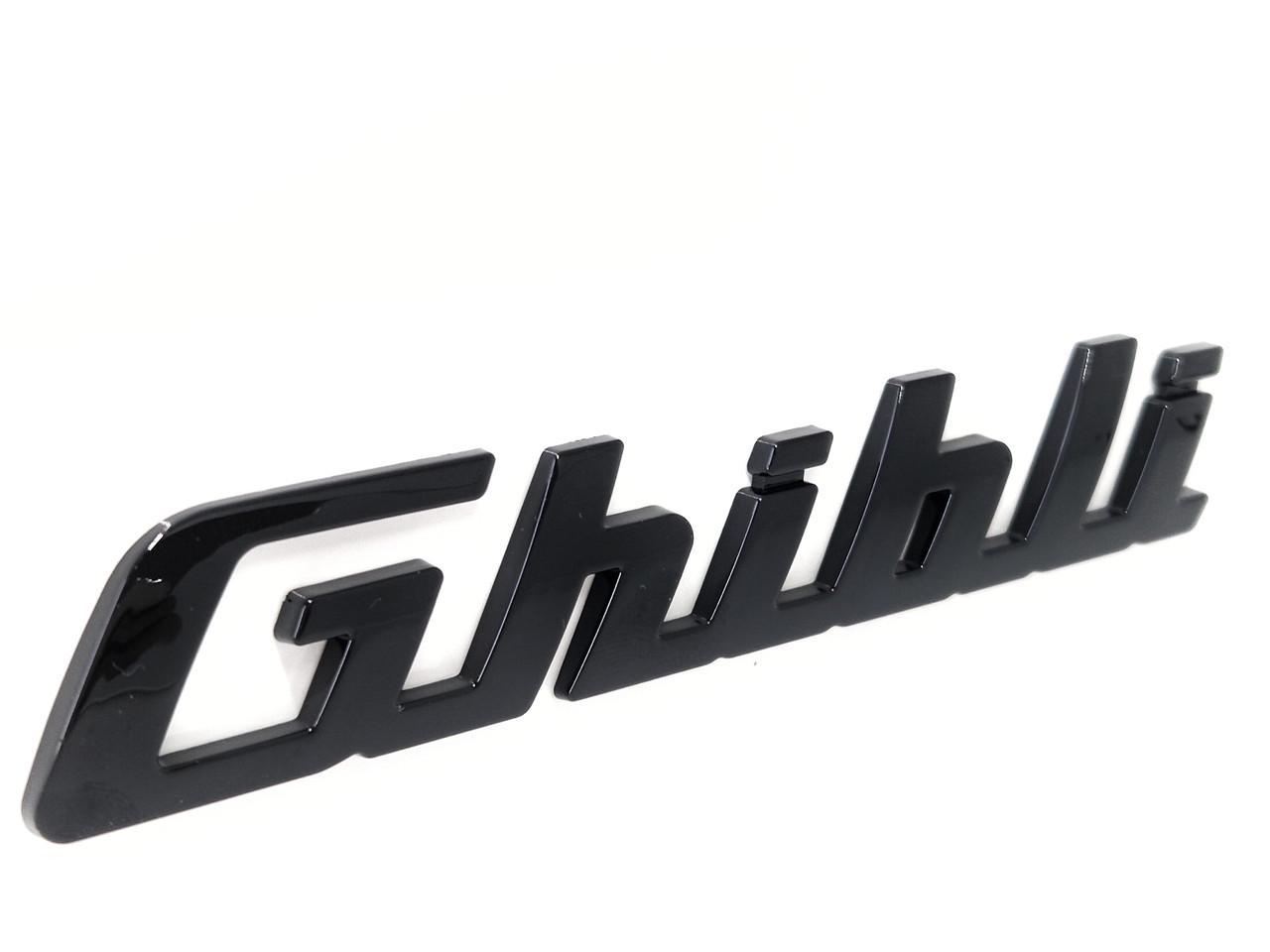 Эмблема-надпись Ghibli Maserati Black gloss (2334220967)
