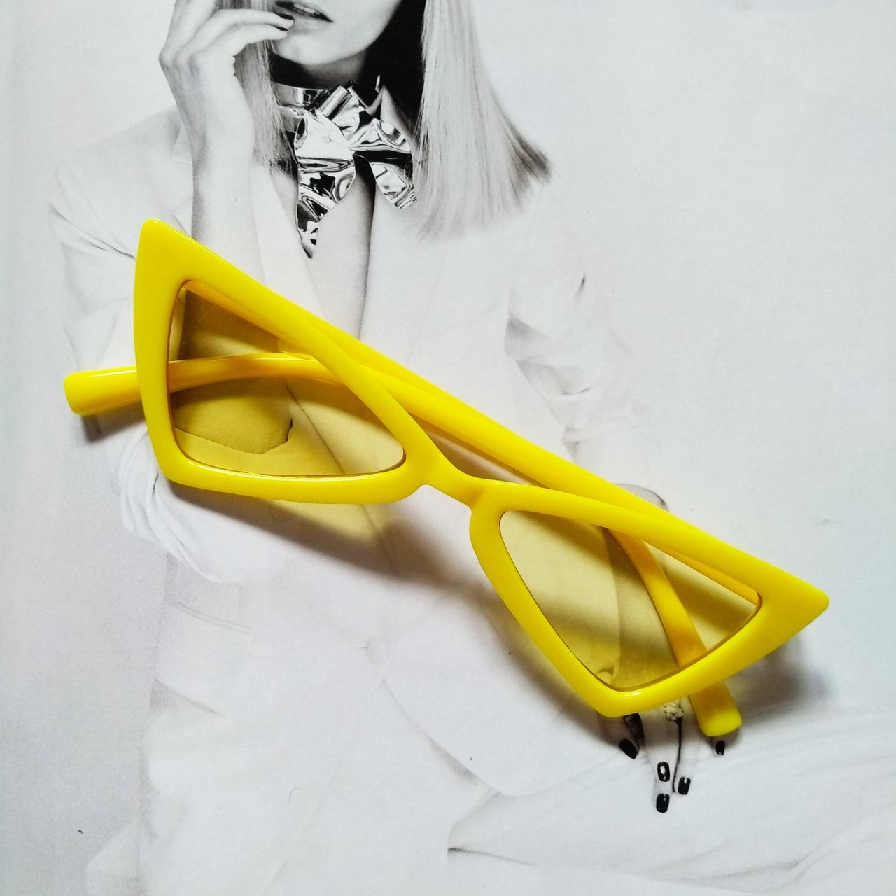 Окуляри дитячі трикутні стильні сонцезахисні Жовтий