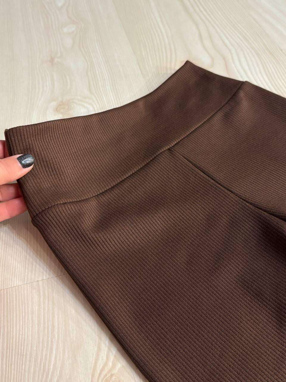 Лосини жіночі Cosmos 826 утеплені в рубчик на флісі з широким поясом 2XL Коричневий (5842) - фото 3