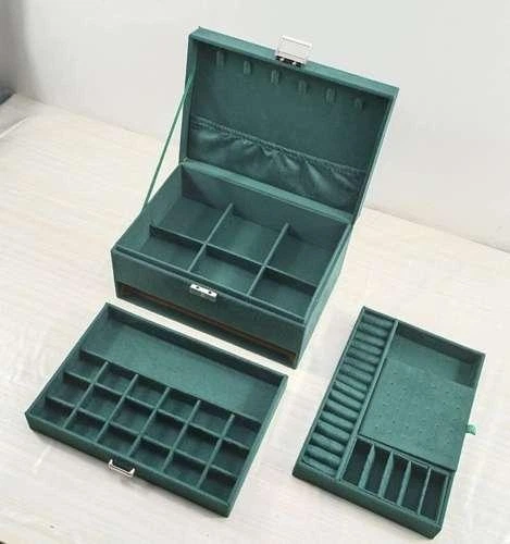 Ящик-органайзер для украшений Soulima Jewelry Box с ключом (21954) Ящик-органайзер для украшений Soulima Jewelry Box с ключом (21954)
