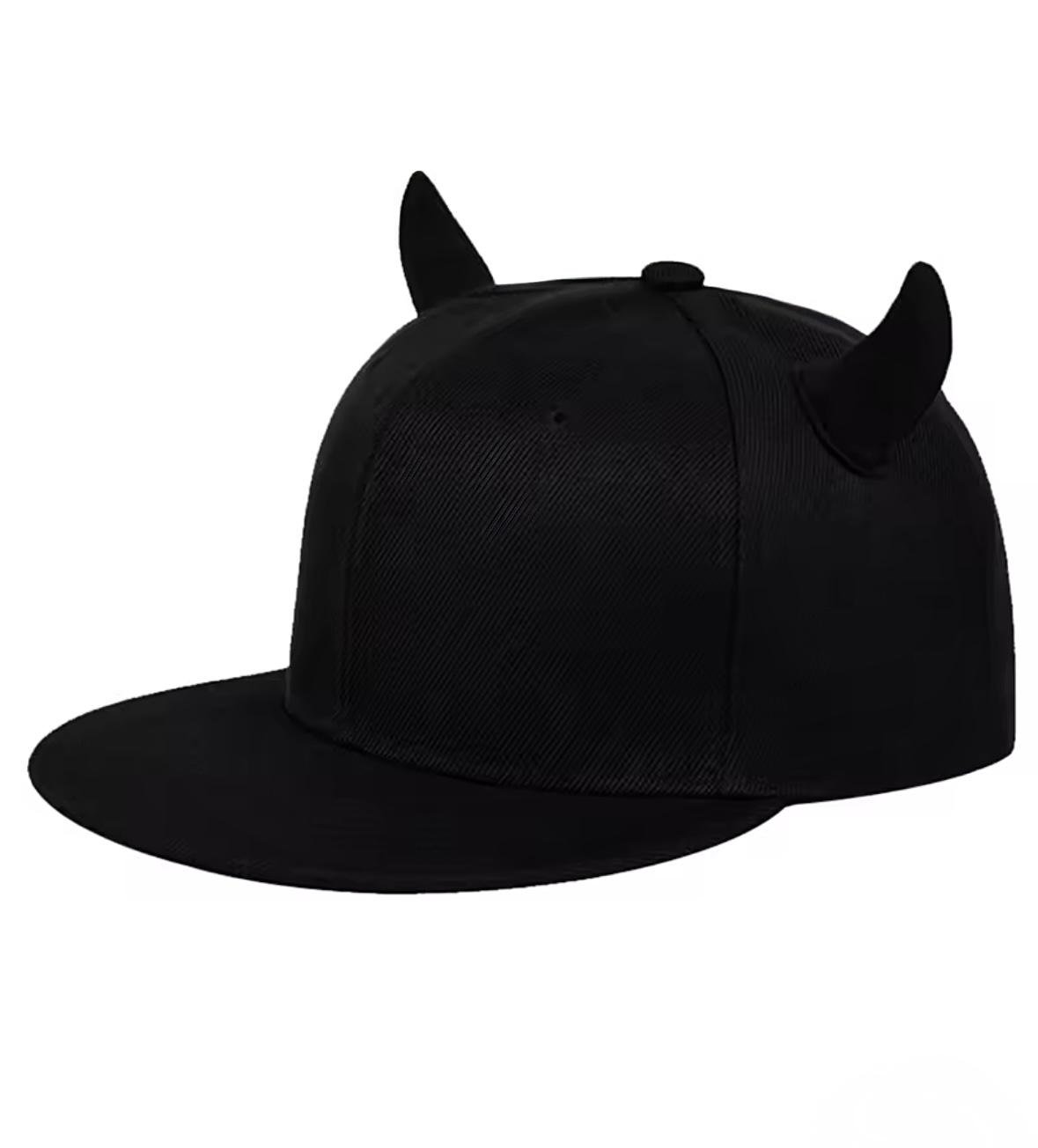 Кепка снепбек Wuke Рога с прямым козырьком унисекс one size Черный