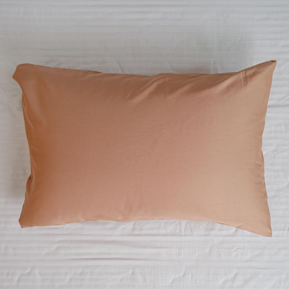 Наволочка на подушку YouStar сатин гладкофарбований 135 г/м2 50х50 см 1 шт. Фраппе (nav-sg-50x50-frappe) - фото 3 Наволочка на подушку YouStar сатин гладкофарбований 135 г/м2 50х50 см 1 шт. Фраппе (nav-sg-50x50-frappe) - фото 3