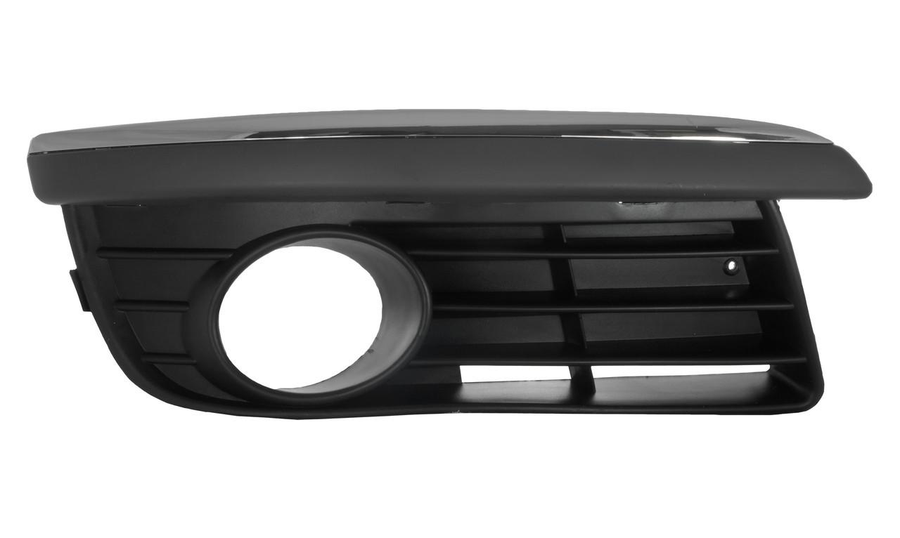 Решетка бампера AVTM Volkswagen Golf 5 Combi/Jetta 5 07-10 правая с отверстиями противотуманок Хром (9544 984)