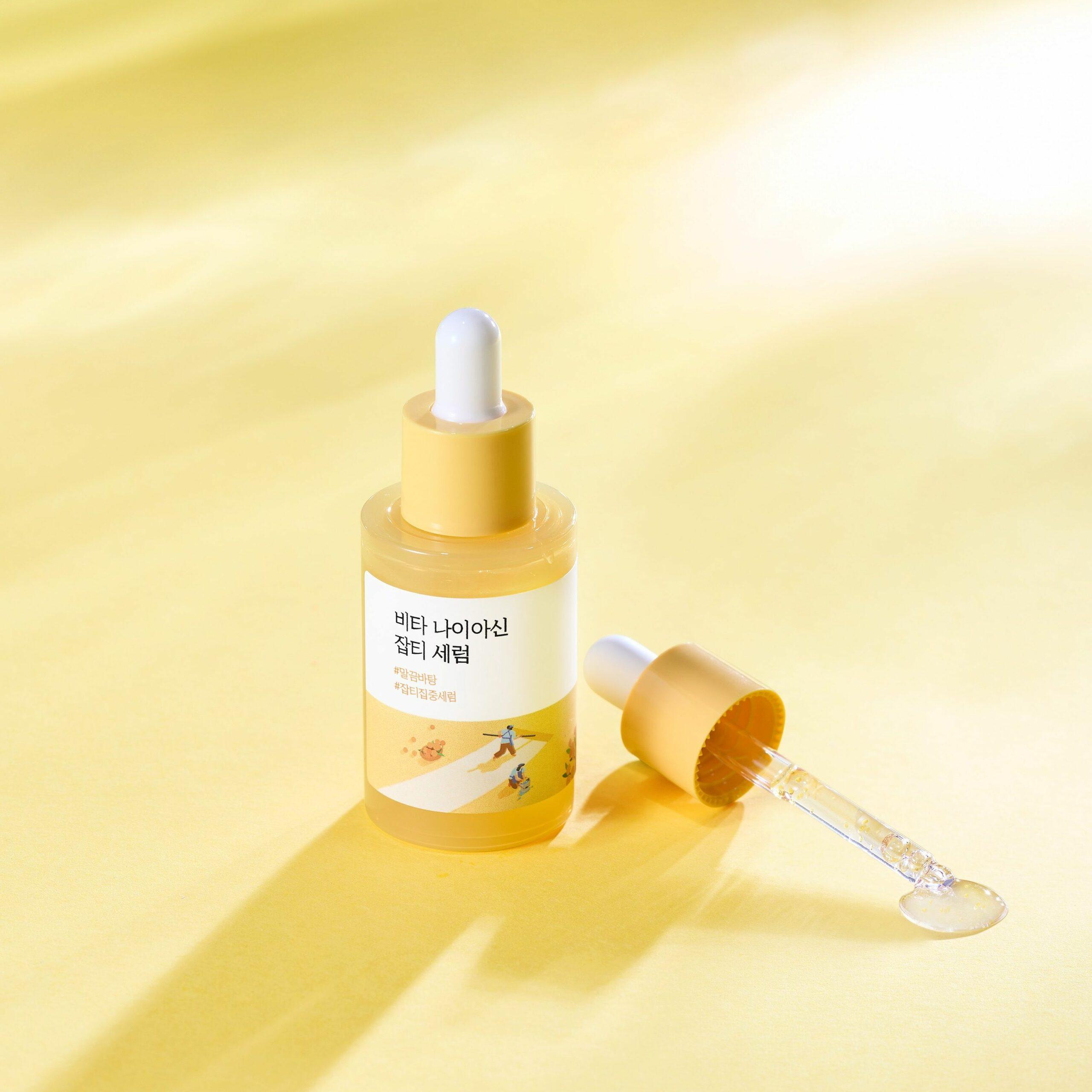 Сыворотка осветительная с витамином C и ниацинамидом ROUND LAB Vita Niacinamide Dark Spot Serum 30 мл - фото 3