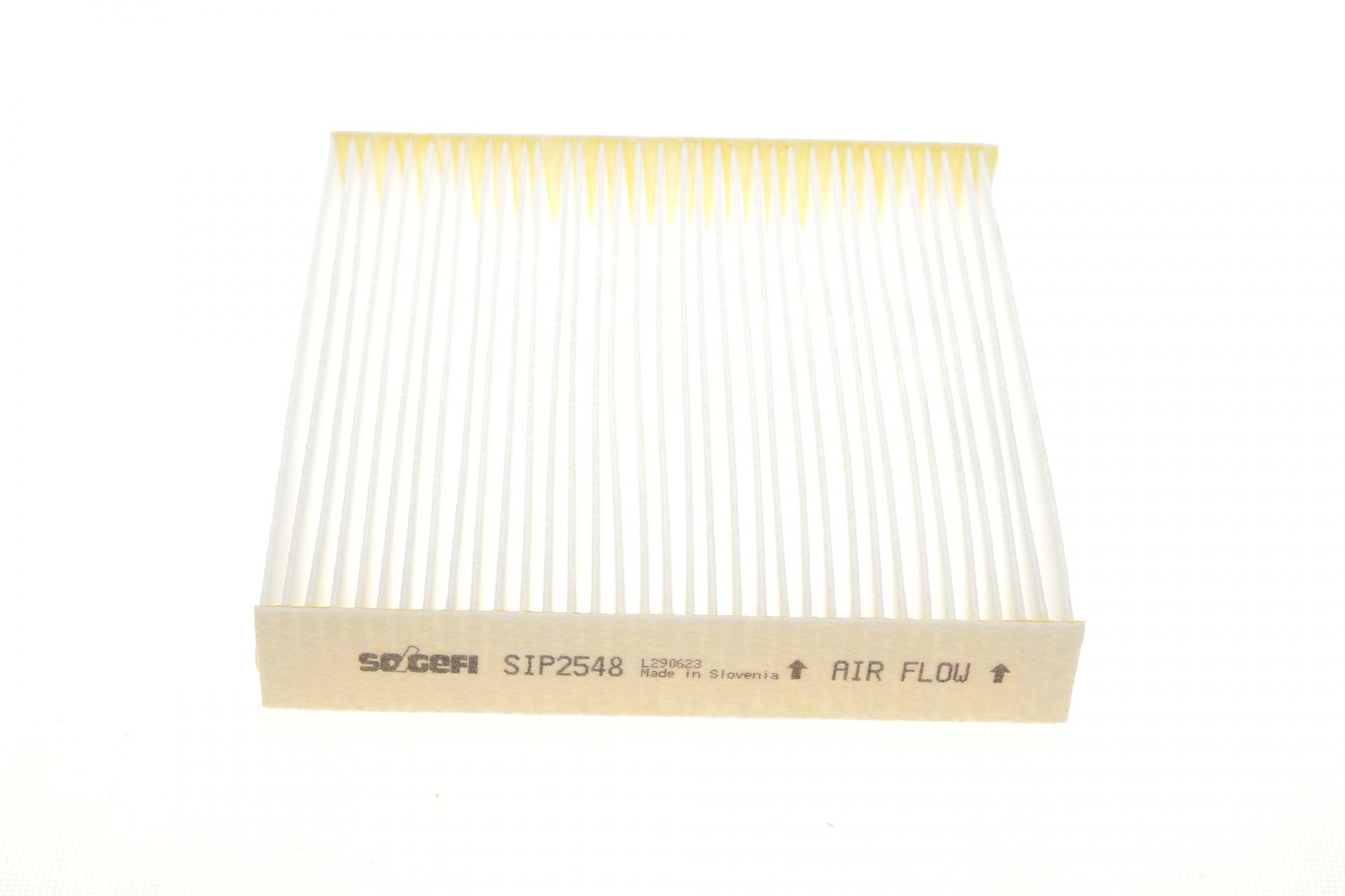 Фильтр салона PURFLUX для Suzuki Swift 05-/Honda Jazz II 02-08- (AH303)