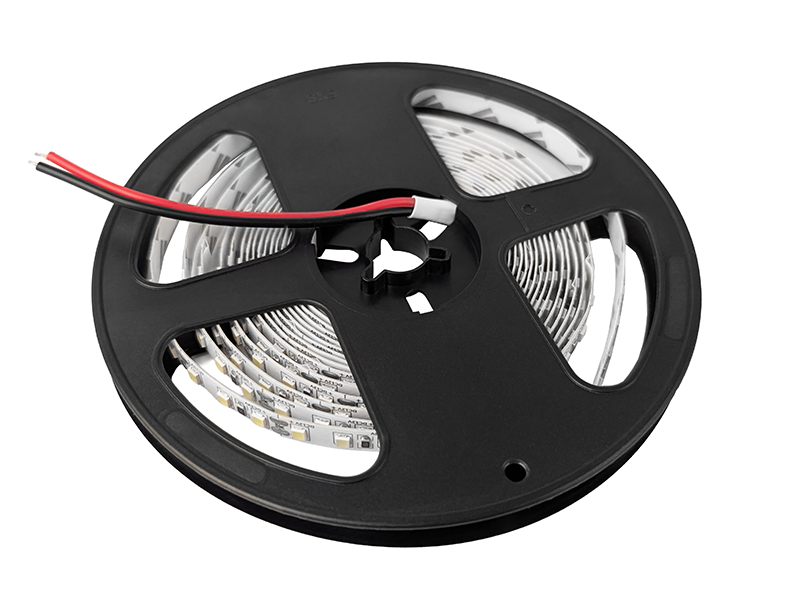 Світлодіодна стрічка MTK 1 м SMD2835 120 LED 12В IP20 холодний білий (5458)