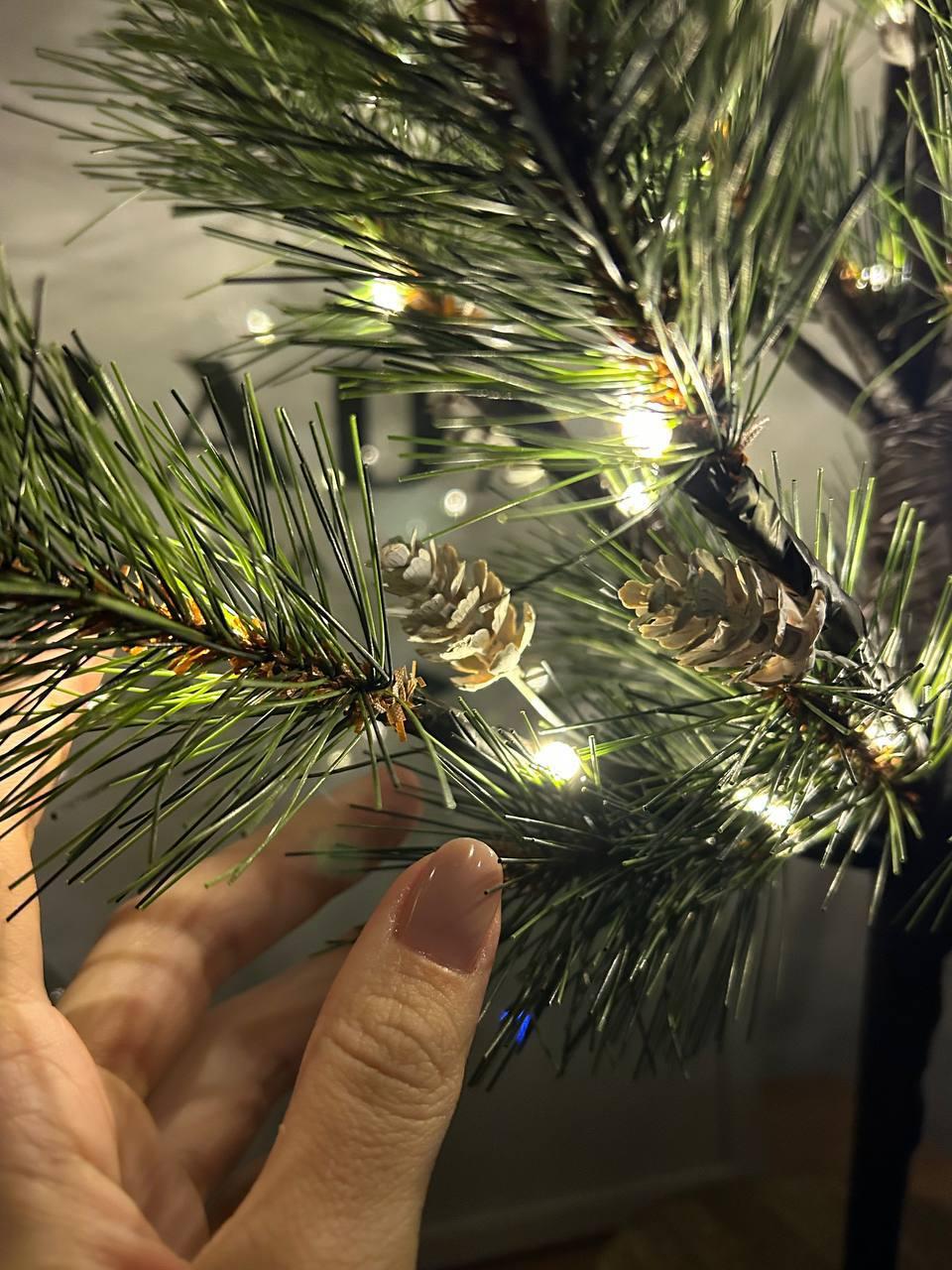 Світильник декоративний Ялинка з шишками від батарейок та USB 60 см (1272) - фото 3