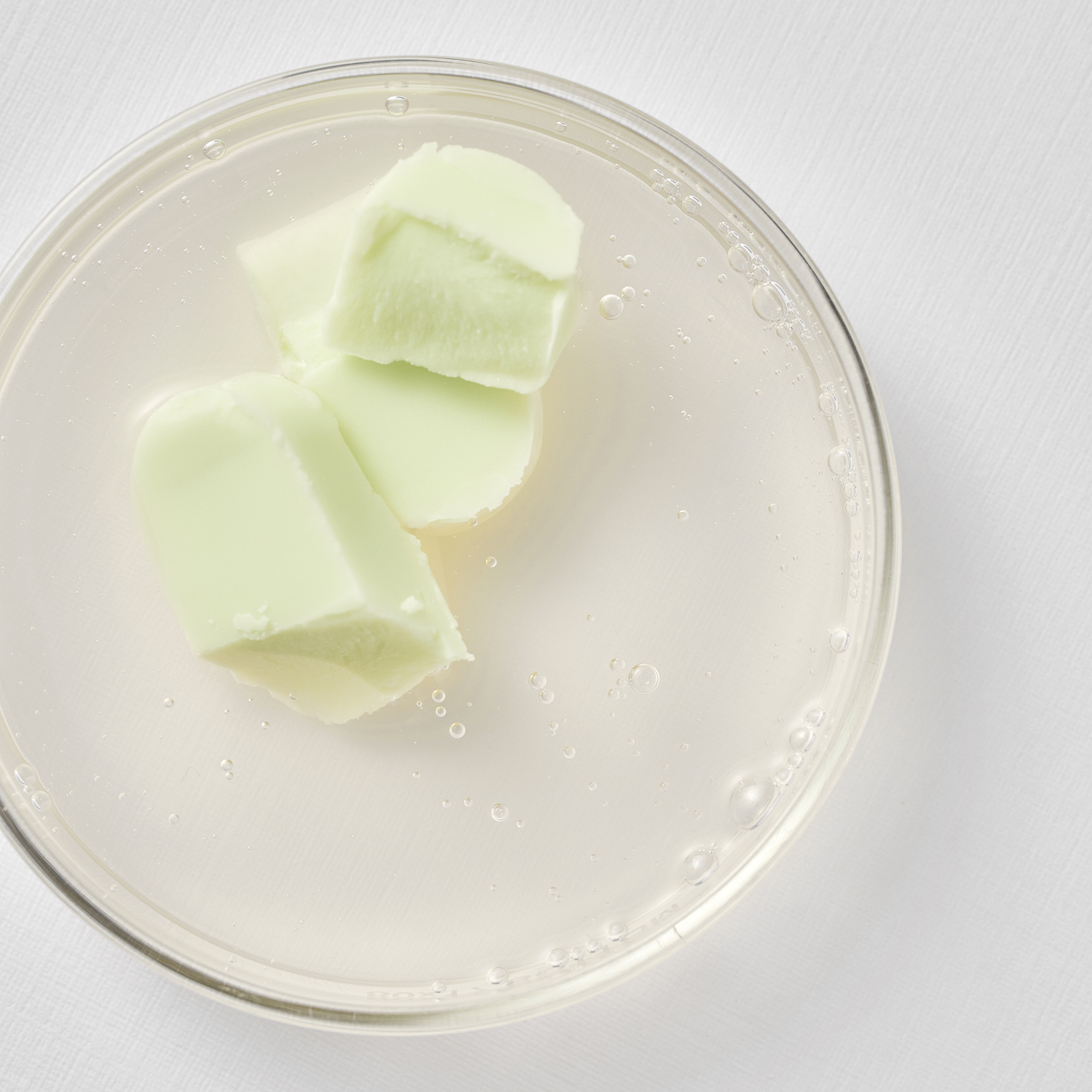 Средство для лица в стике Beauty of Joseon Matte sun stick Mugwort Camilia SPF50+PA++++ солнцезащитное - фото 3 Средство для лица в стике Beauty of Joseon Matte sun stick Mugwort Camilia SPF50+PA++++ солнцезащитное - фото 3