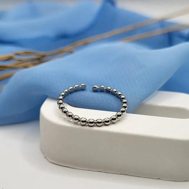 Кольцо без камней безразмерное из серебра (76084)