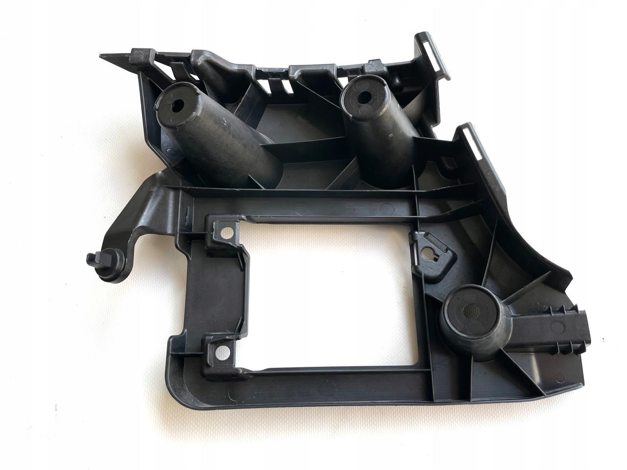 Крепление заднего бампера Audi A6/A6 Avant 15-19