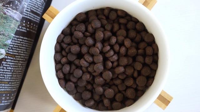 Корм беззерновий сухий для собак з харчовою чутливістю Lenda Holistic Grain-Free Tuna з тунцем 3 кг (L1025) - фото 3