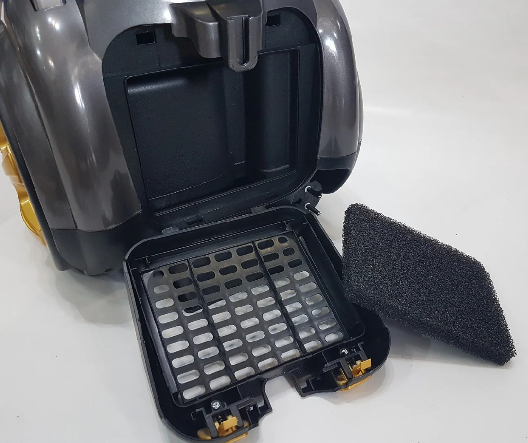 Пылесос колбовый с турбощеткой Domotec MS 4408 - фото 10