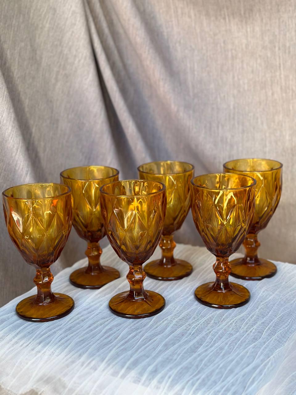Набір келихів для вина TS Kitchen HP034A з товстого скла гранованих фігурних 6 шт. по 200 мл Бурштиновий (HP034A ) - фото 1 Набір келихів для вина TS Kitchen HP034A з товстого скла гранованих фігурних 6 шт. по 200 мл Бурштиновий (HP034A ) - фото 1