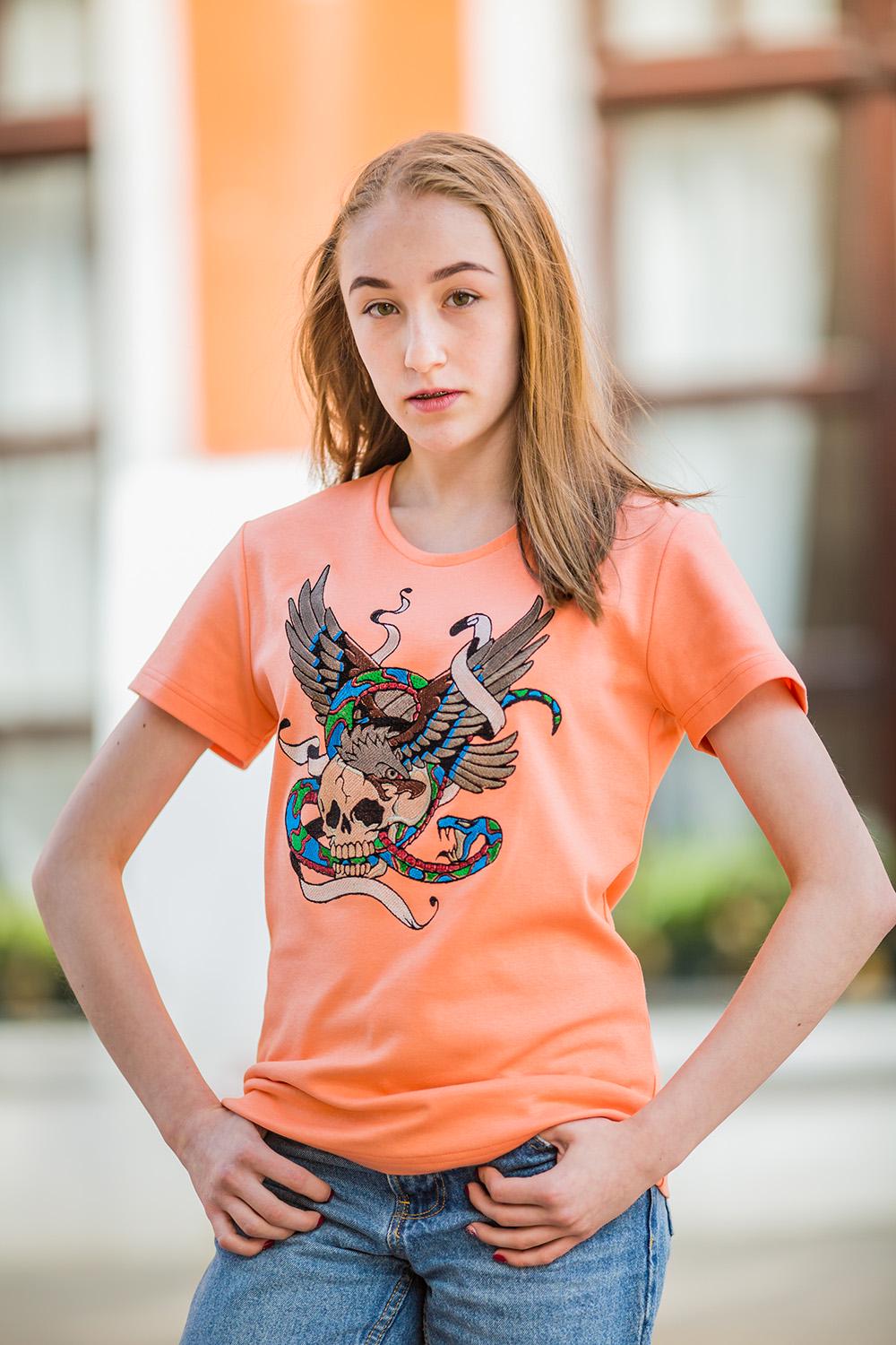 Футболка з вишивкою BATIAR Череп та орел.