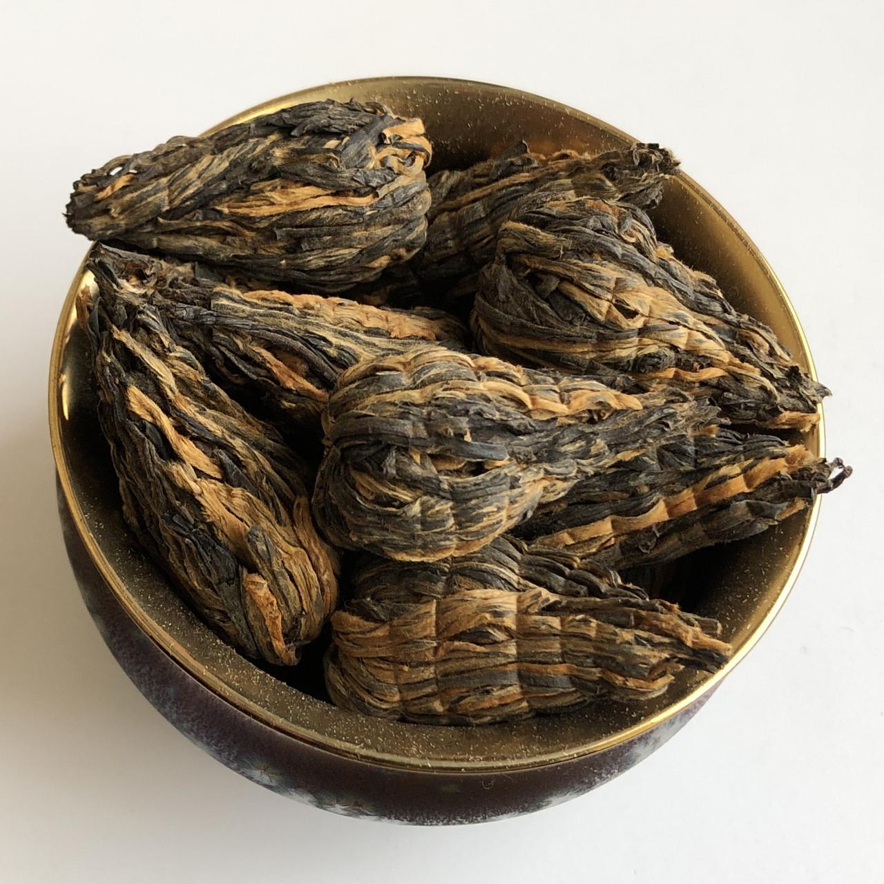 Чай черный связанный Дянь Хун Красная пагода 100 г