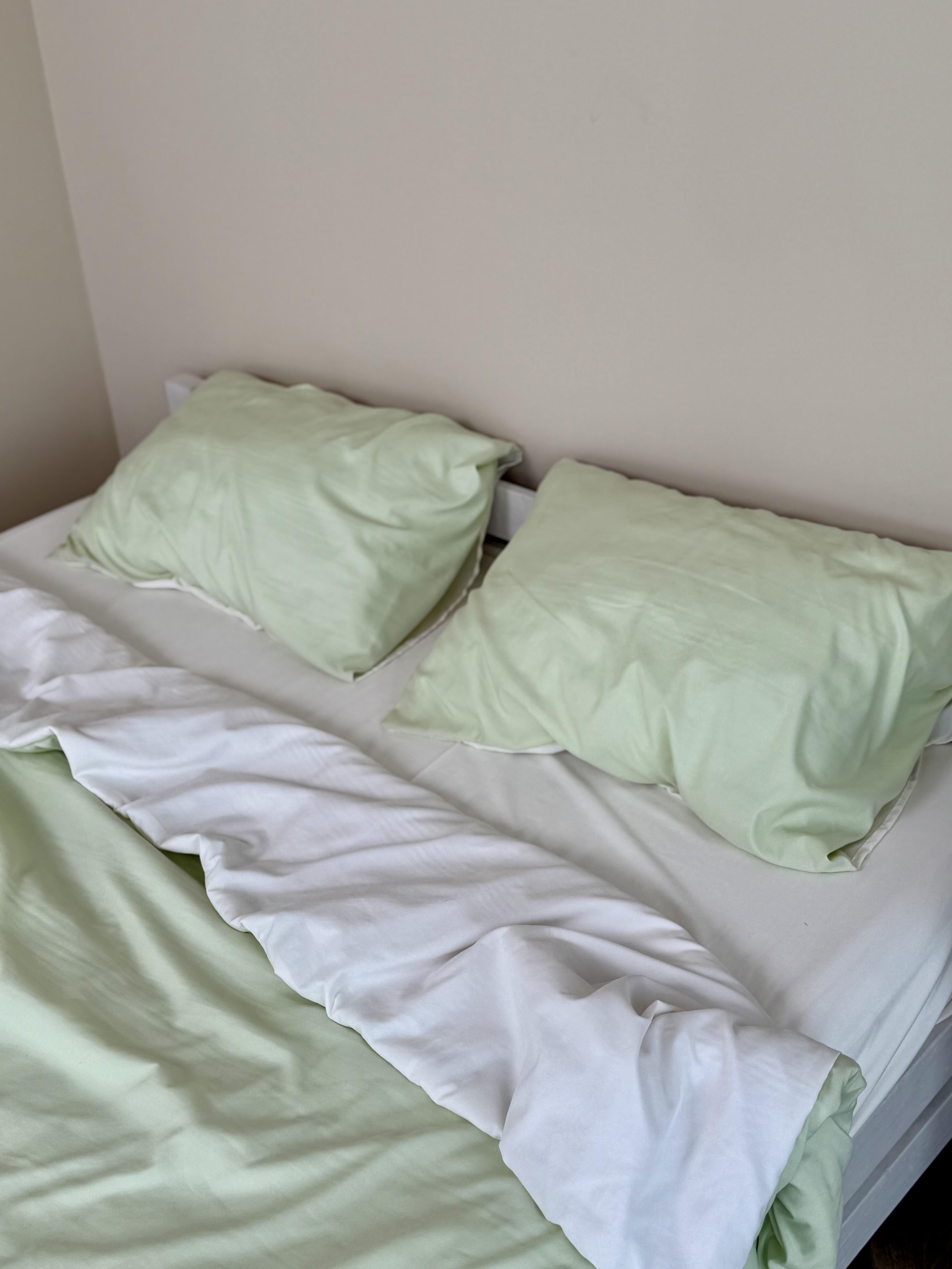 Комплект постельного белья Тень сатин семейный/наволочки 50х70/70х70 см Молочный/Салатовый (6851) - фото 2