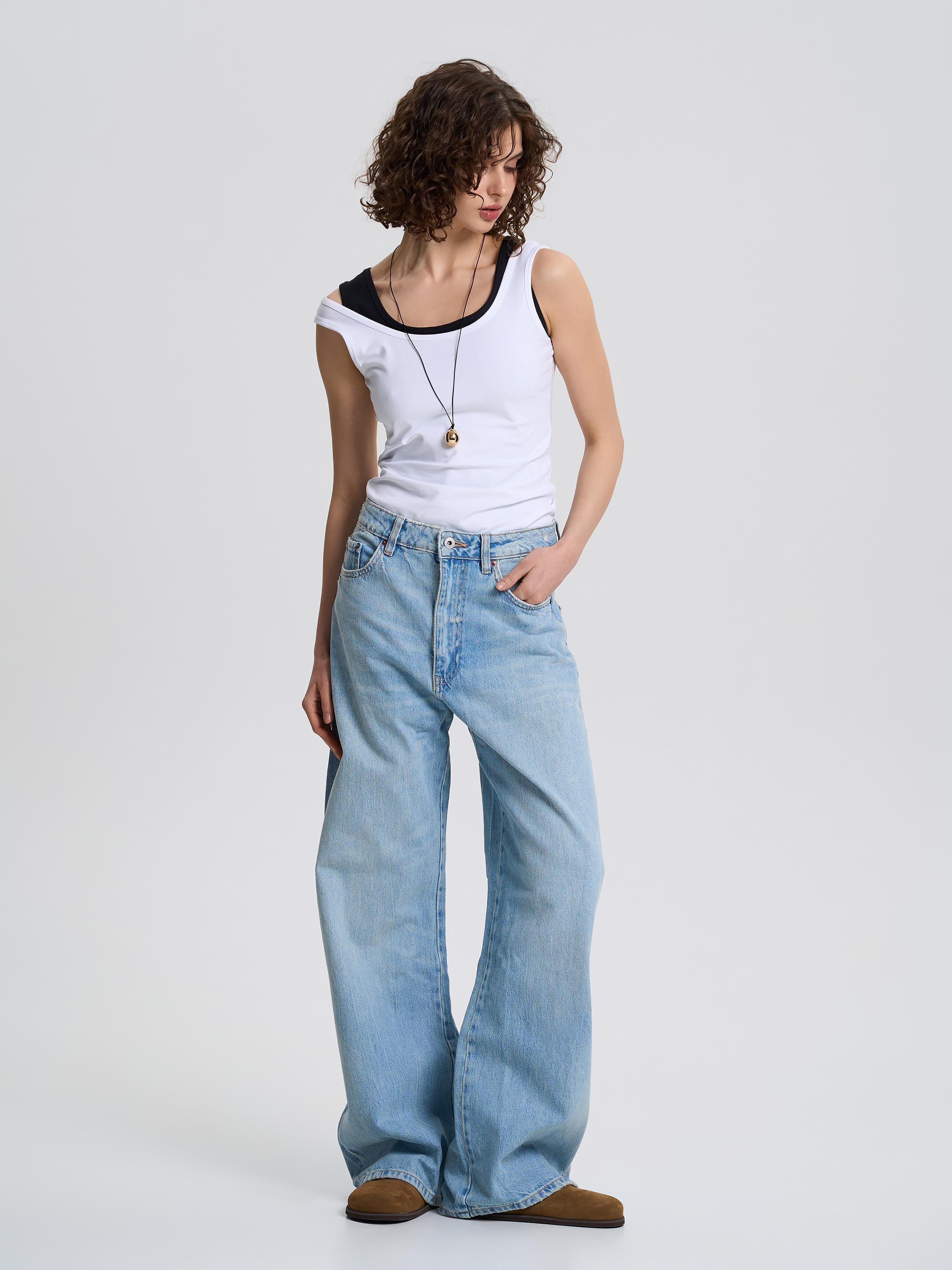 Майка женская на широких бретелях ROZA 200126 XS Белый (4824005700101) - фото 2 Майка женская на широких бретелях ROZA 200126 XS Белый (4824005700101) - фото 2