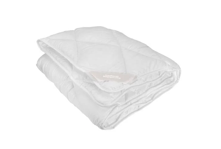 Одеяло односпальное теплое 1050 г 135x220 см Белый