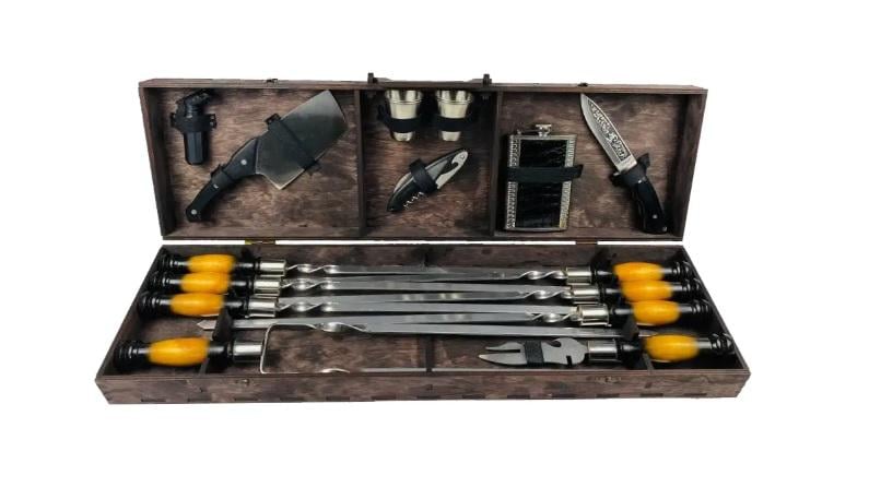 Набір шампурів у кейсі Вуд на 17 пр. (21-10-NB-3006)