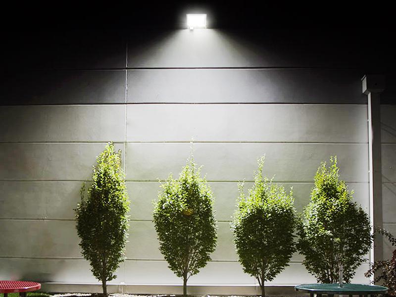 Прожектор светодиодный Videx F2e VL-F2e505W-S с датчиком движения и освещенности 50W 5000K 220 V IP65 (7348) - фото 7 Прожектор светодиодный Videx F2e VL-F2e505W-S с датчиком движения и освещенности 50W 5000K 220 V IP65 (7348) - фото 7