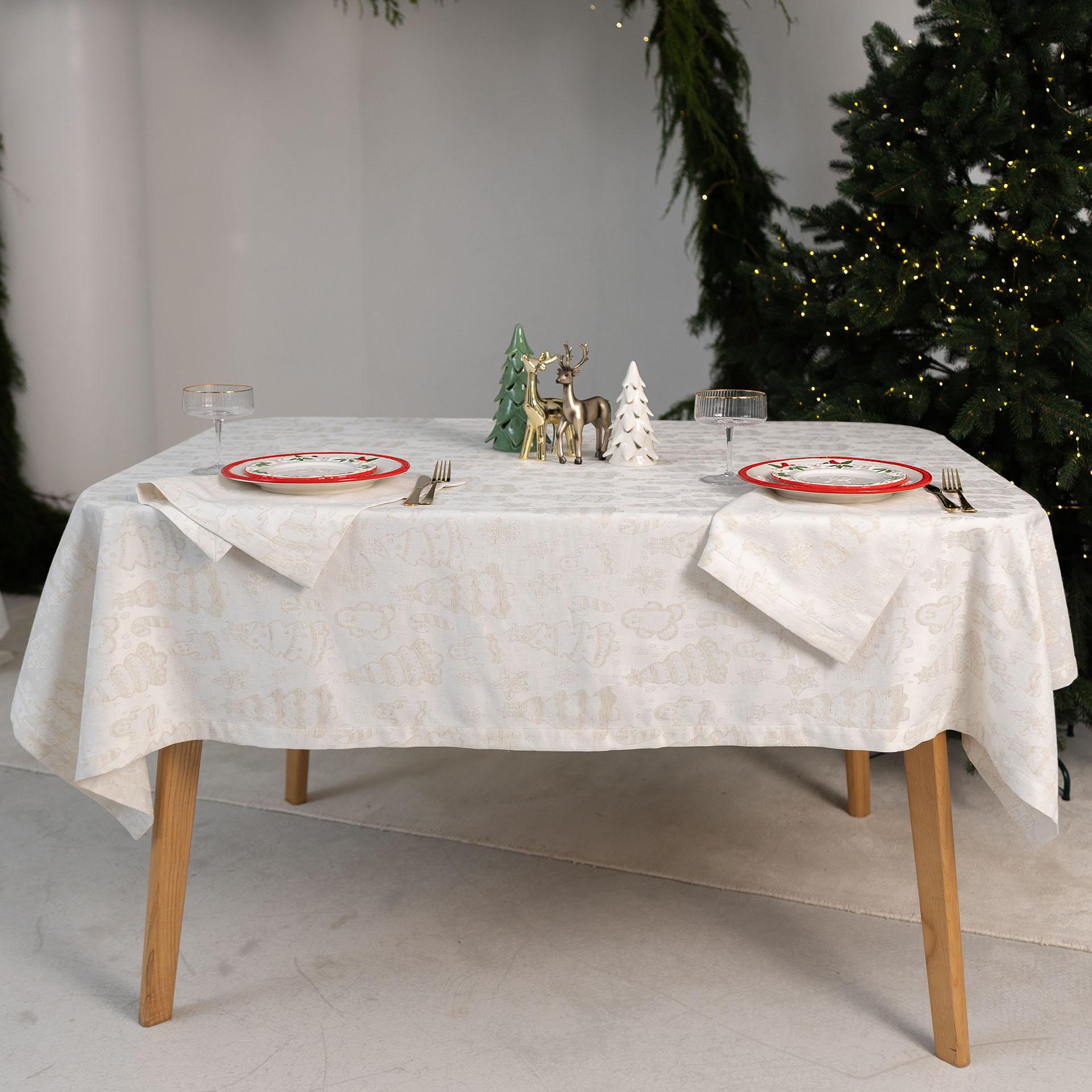 Скатертина новорічна Едельвіка Ялинки 1,80х1,55 м (723-25/00)