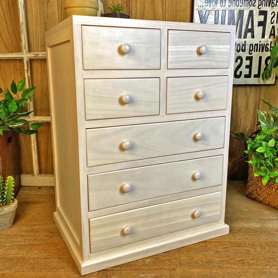 Комод тансу из дерева Грама Бланже (КТУ-009701) Комод тансу из дерева Грама Бланже (КТУ-009701)