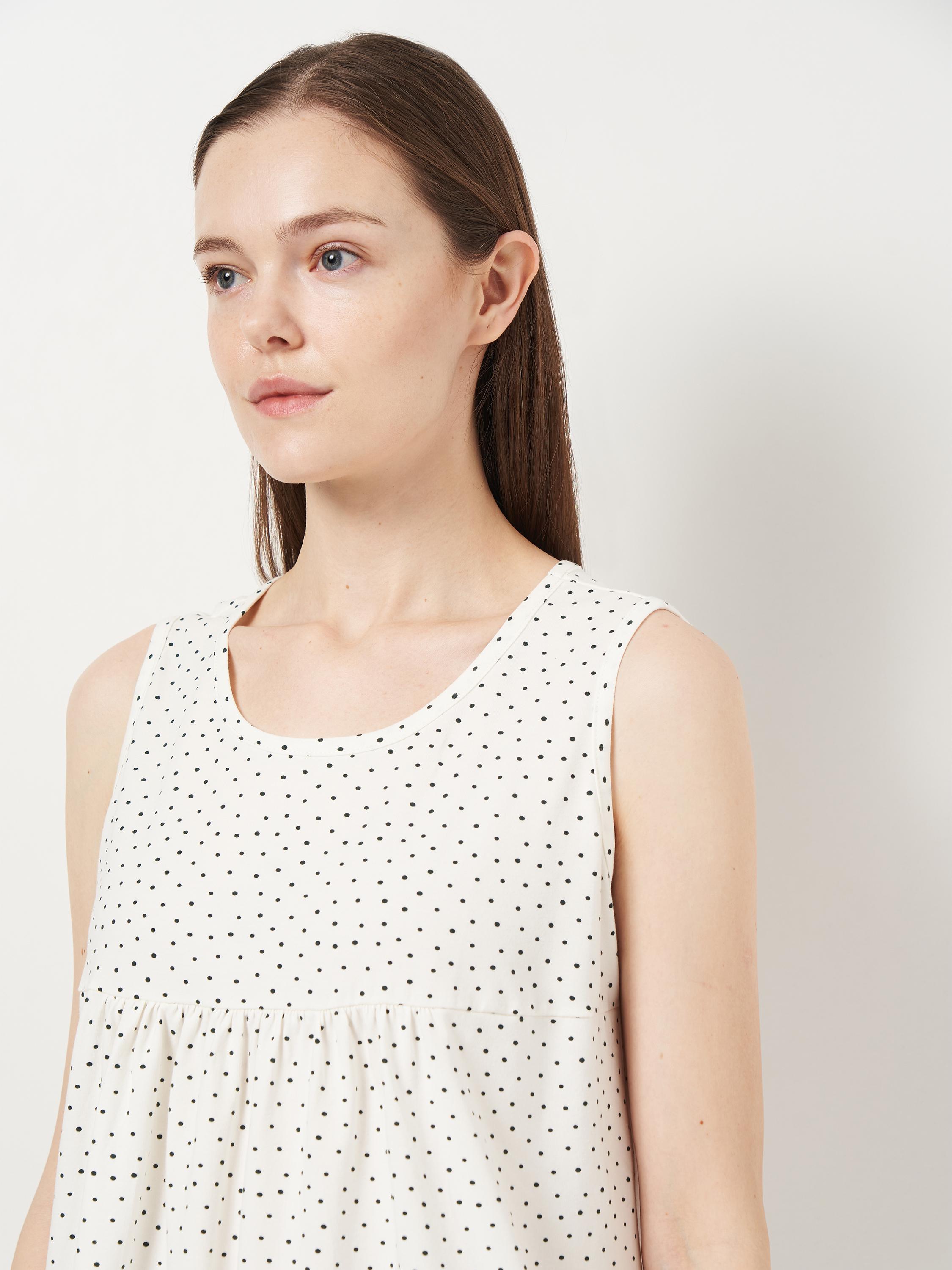 Ночная рубашка женская без рукавов ROZA 210223 3XL Молочный (4824005735530) - фото 3 Ночная рубашка женская без рукавов ROZA 210223 3XL Молочный (4824005735530) - фото 3