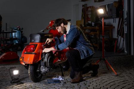 Прожектор Osram Worklight Tripod LED 2x50W 220V 9000lm 4000K 1800x780x680 мм IP65 со штативом (4099854572258) - фото 4 Прожектор Osram Worklight Tripod LED 2x50W 220V 9000lm 4000K 1800x780x680 мм IP65 со штативом (4099854572258) - фото 4