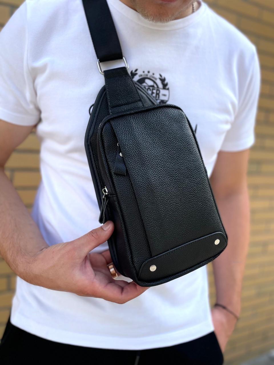 Мужская сумка-слинг Tiding Bag на одно отделение из натуральной кожи Черный (5330-В)