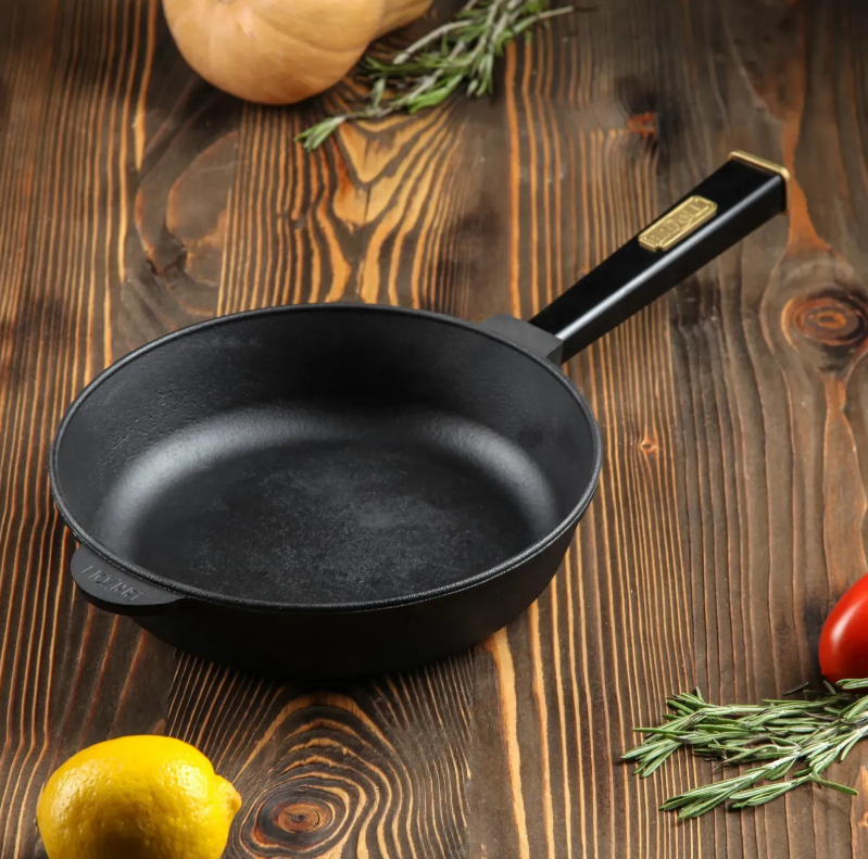 Сковорода чугунная Brizoll Optima с деревянной ручкой Black 240х60 мм - фото 7 Сковорода чугунная Brizoll Optima с деревянной ручкой Black 240х60 мм - фото 7