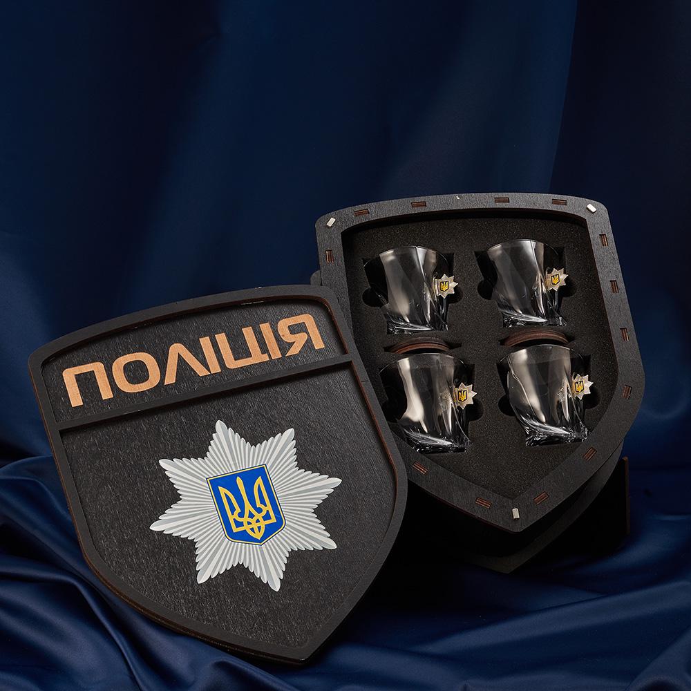 Подарочный набор рюмок с шевроном Полиция большой (28420151) - фото 2 Подарочный набор рюмок с шевроном Полиция большой (28420151) - фото 2