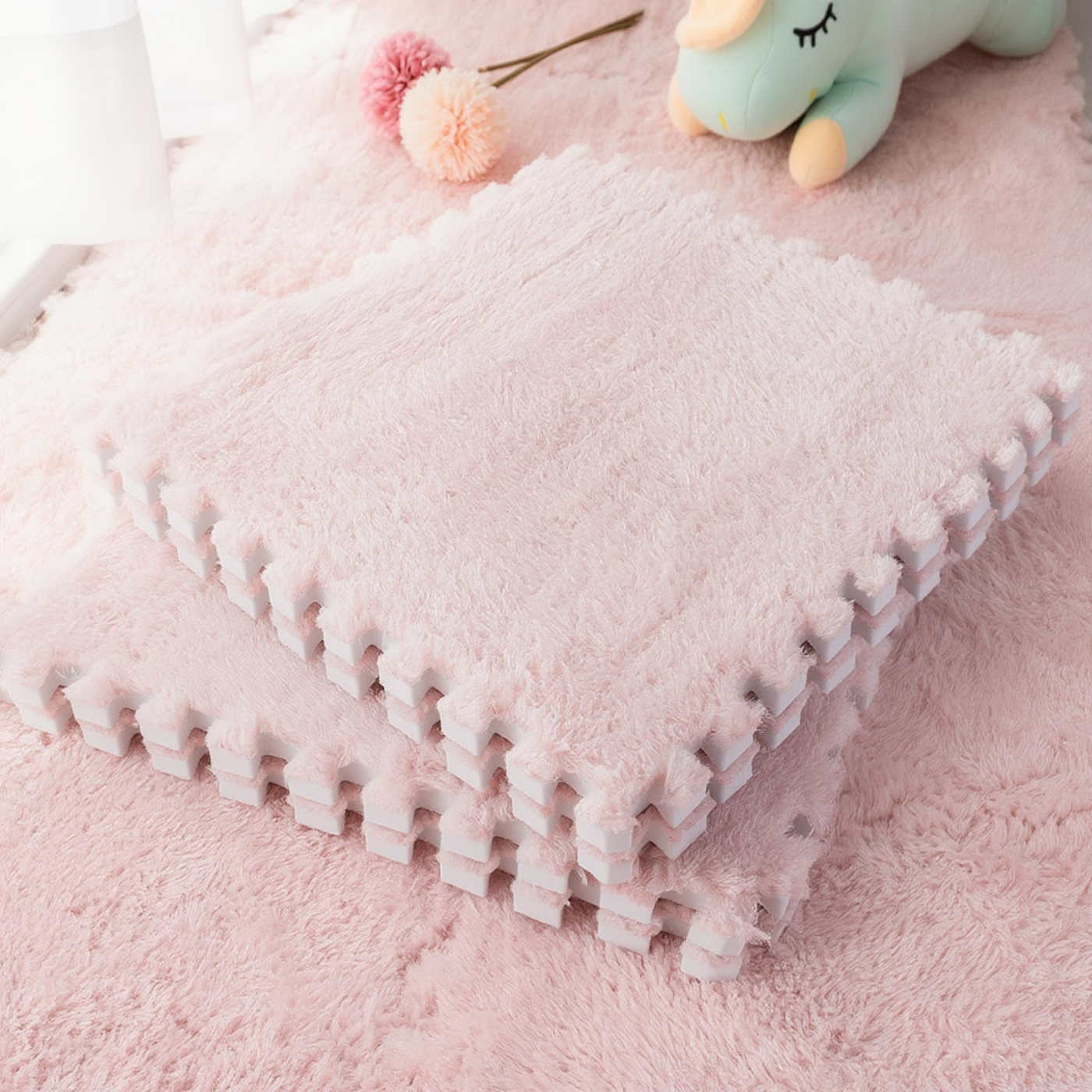 Коврик-пазл мягкий плюшевый термо теплый пол для дома в детскую комнату 30х30 см Pink