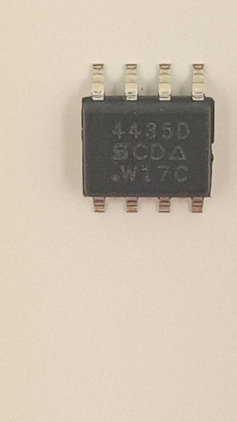 Транзистор Si4435BDY p-channel 9,1A 30V so-8