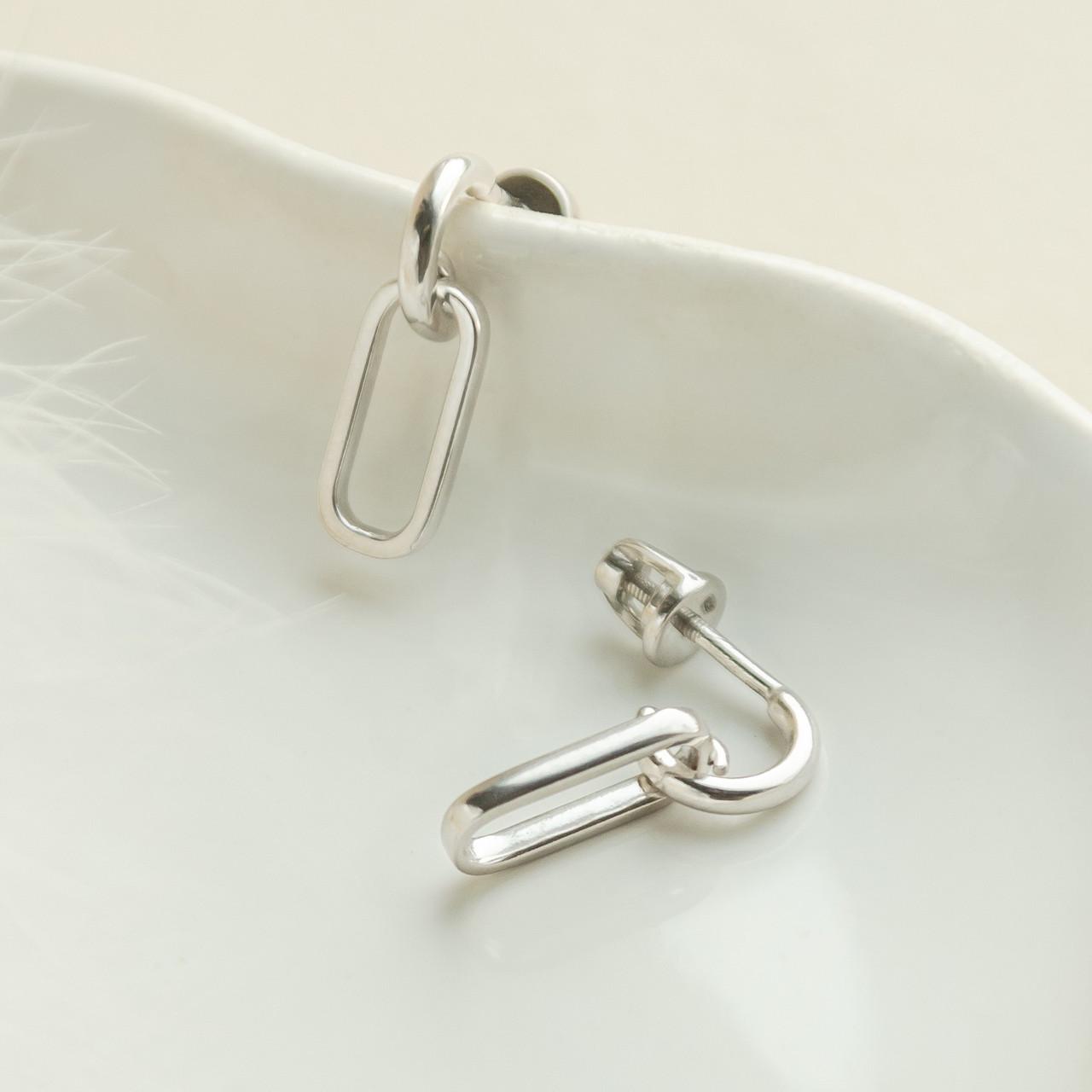 Сережки срібні пусети Ланцюжкове плетіння без зайвих деталей Сережки срібні пусети Ланцюжкове плетіння без зайвих деталей