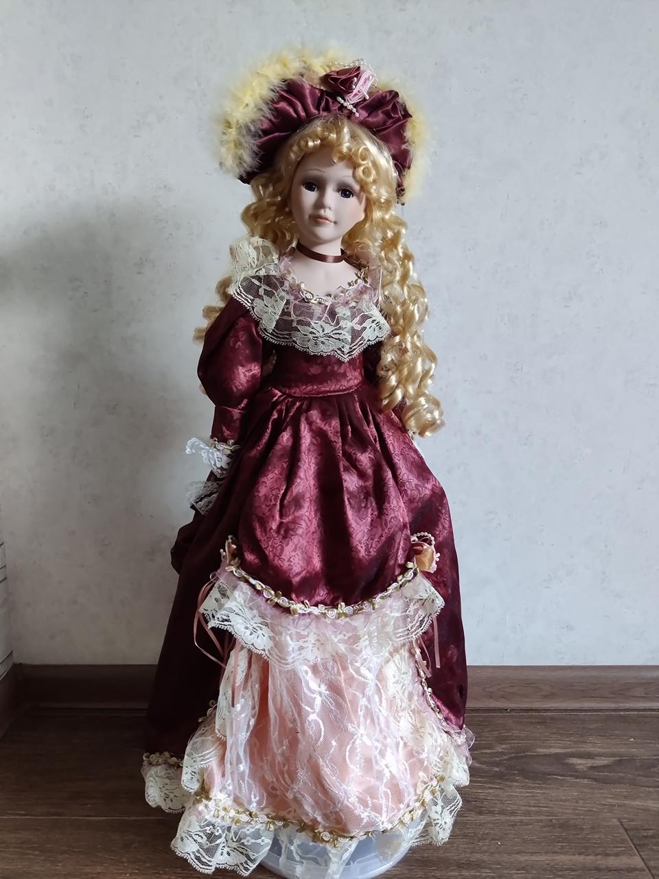 Лялька сувенірна Porcelain doll Барбара 55 см (1303-01 B)