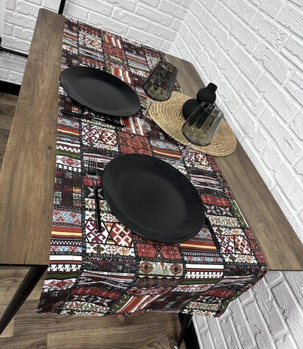 Дорожка на стол Comfort Home Patchwork design burgundy 140x40 см