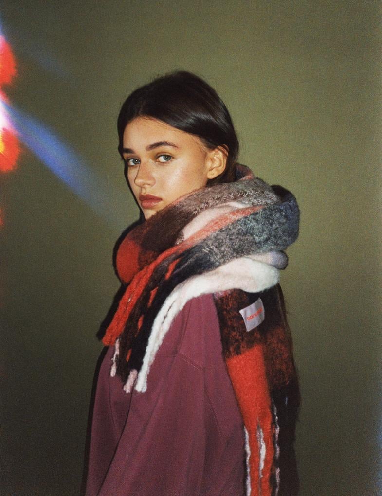 Шарф жіночий Diverse CLTN COSMI Різнокольоровий (5905384075093) Шарф жіночий Diverse CLTN COSMI Різнокольоровий (5905384075093)