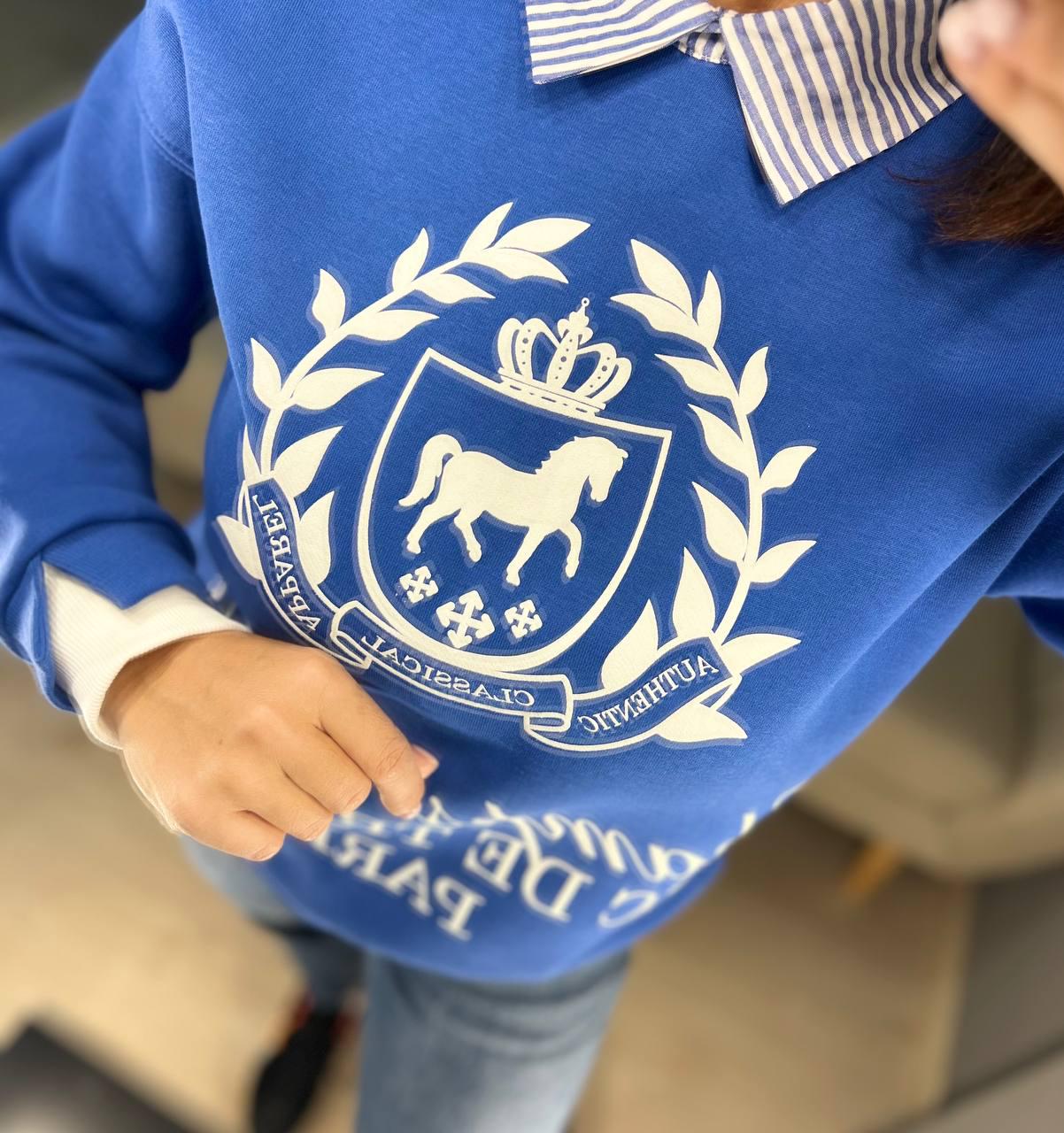 Свитшот женский OLIVIA 2473 с воротником и рисунком спереди утепленный на флисе OS Синий (1185) - фото 7