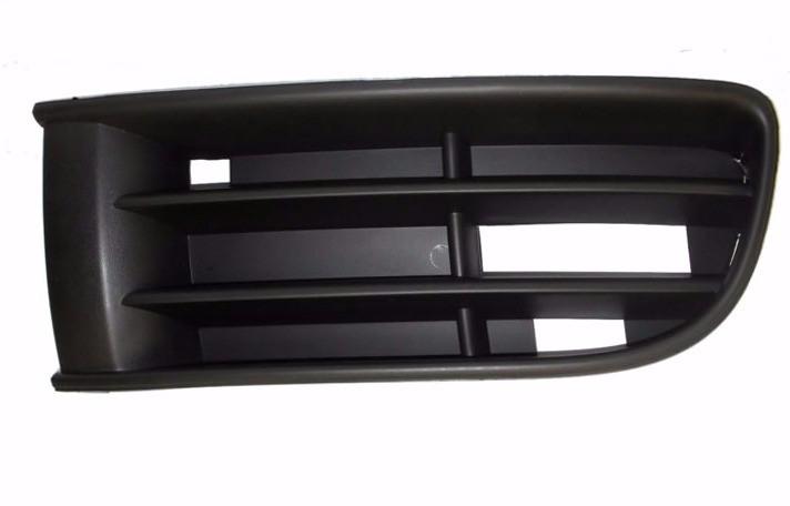 Решітка бампера AVTM Volkswagen Polo IV HB 02-05 ліва без отворів для противотуманок 7401 995