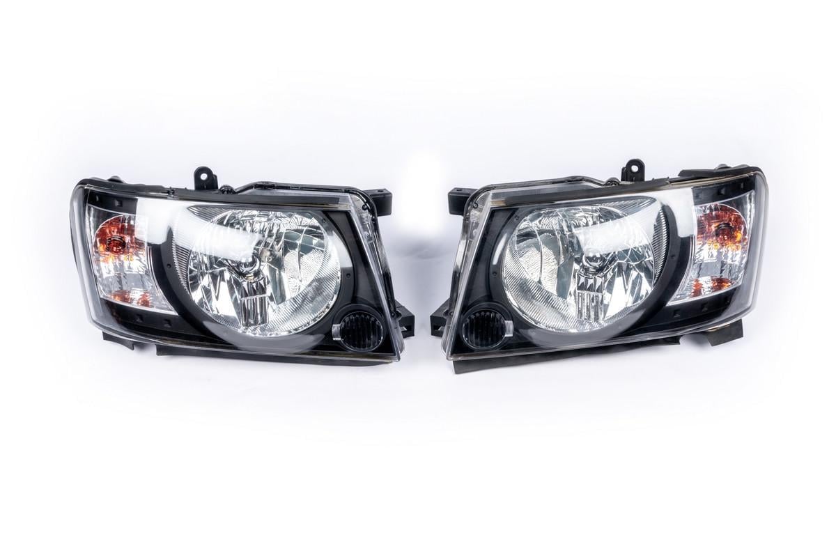 Автомобильные фары передние Nissan Patrol Y61 2004-2008 (2882531752)