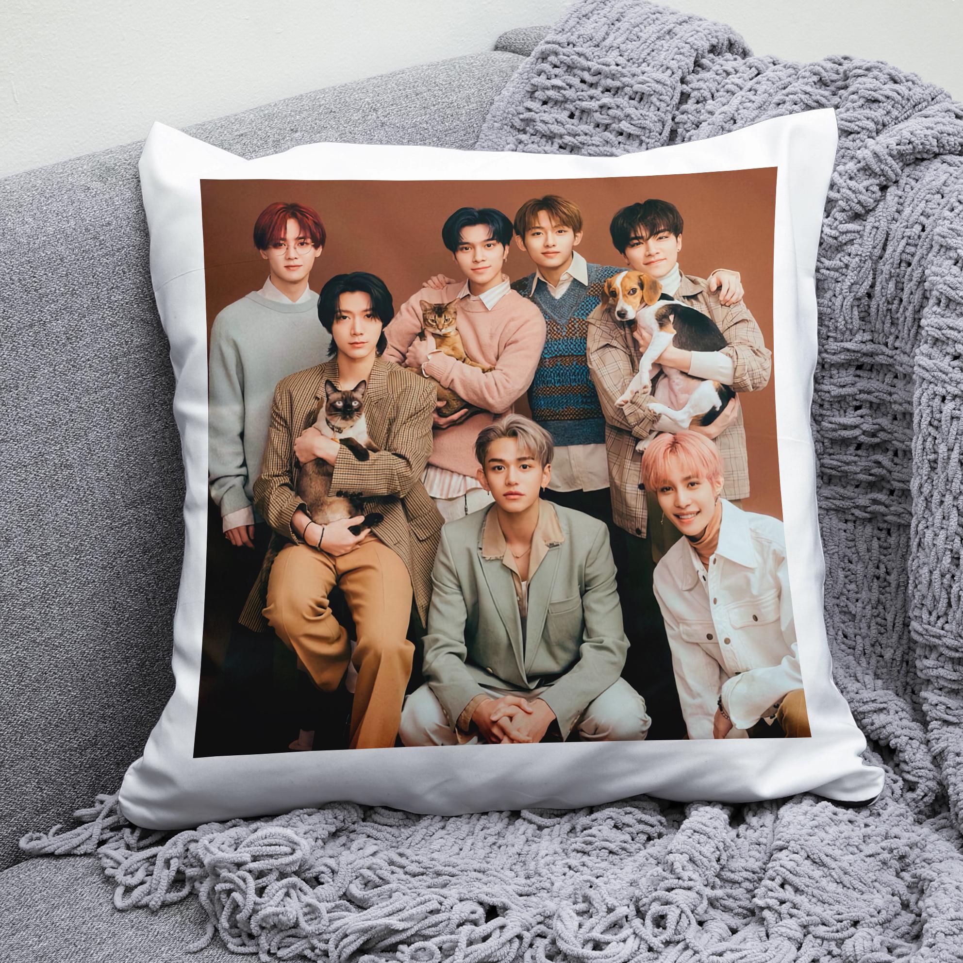 Плюшевая подушка квадрат с принтом K-Pop Wayv "2
