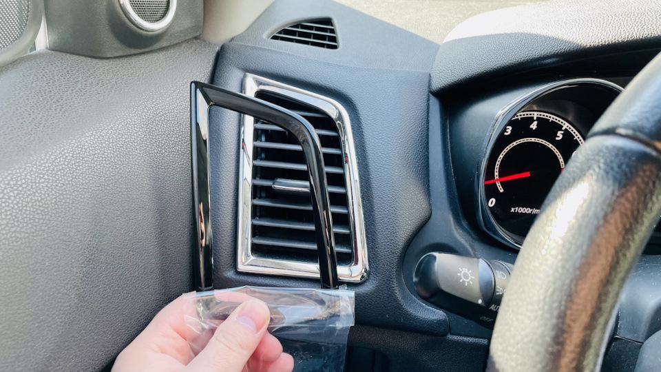 Накладки на повітряводи Mitsubishi ASX/Outlander Sport 2 шт. Чорний глянець (28113014) - фото 2 Накладки на повітряводи Mitsubishi ASX/Outlander Sport 2 шт. Чорний глянець (28113014) - фото 2