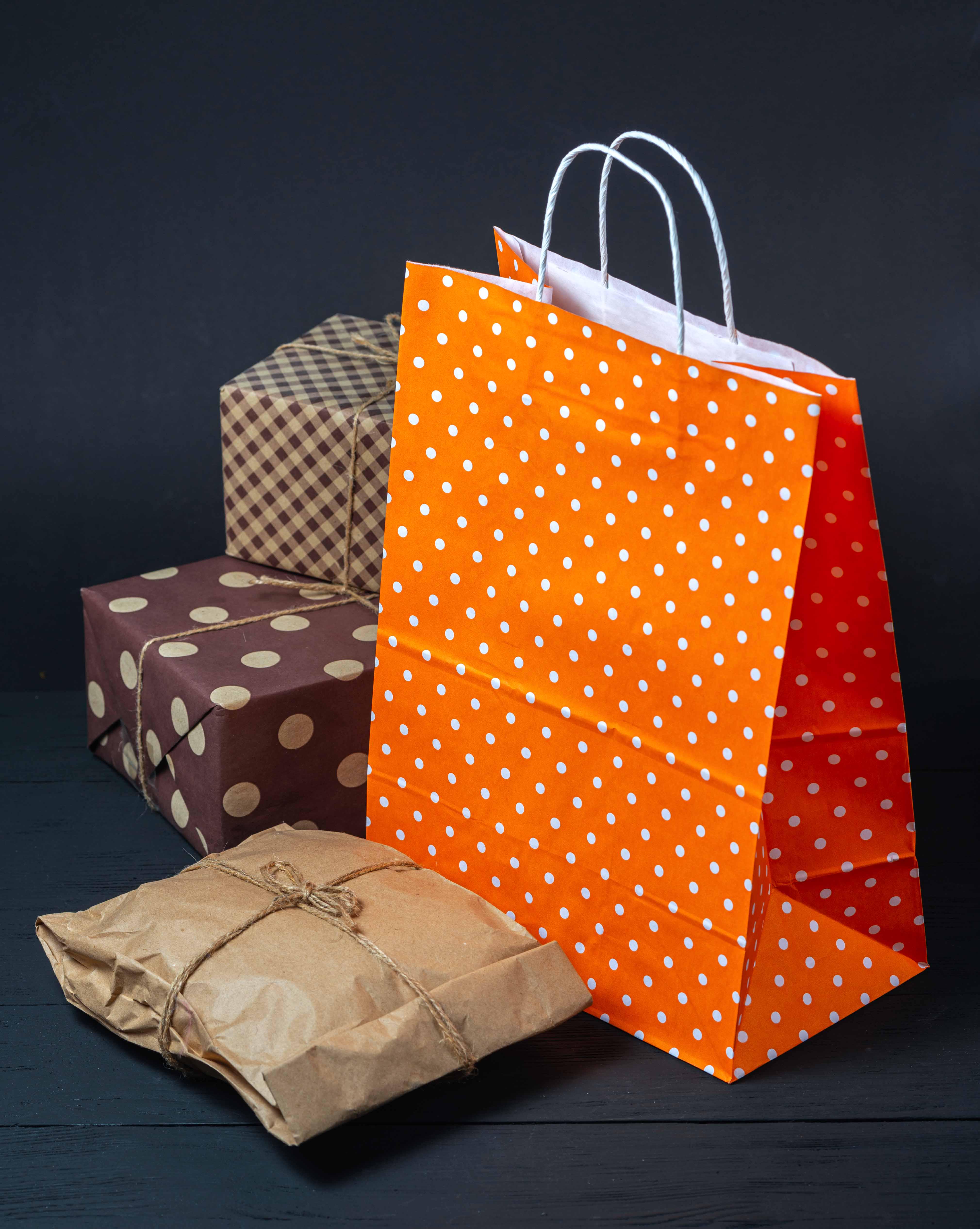 Бумажный пакет с кручеными ручками Eko-kraft 260х150х350 мм 30 шт. Оранжевый - фото 4 Бумажный пакет с кручеными ручками Eko-kraft 260х150х350 мм 30 шт. Оранжевый - фото 4