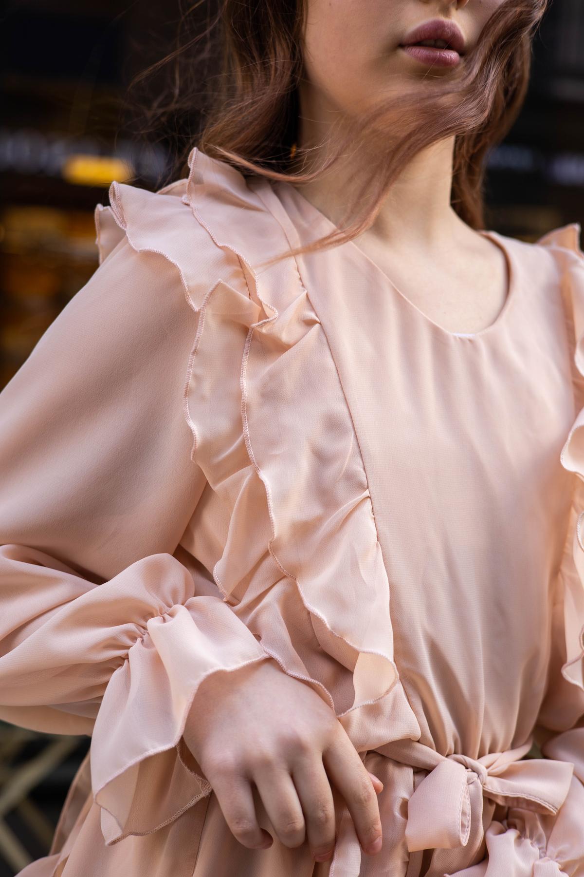 Сукня шифонова підліткова IRmAS 1265 146 см Бежевий - фото 9 Сукня шифонова підліткова IRmAS 1265 146 см Бежевий - фото 9