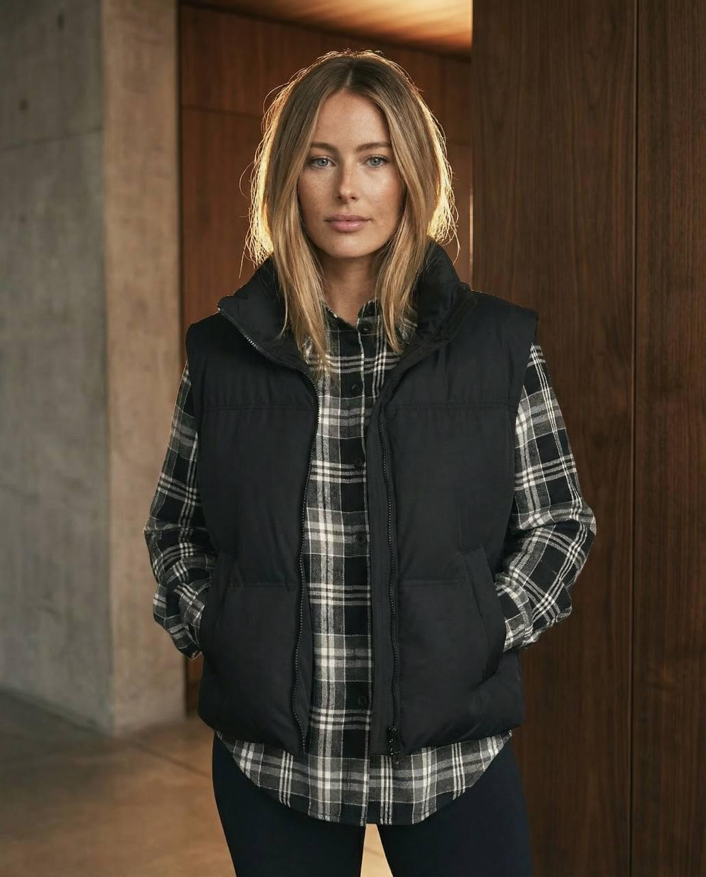 Жилет женский короткий Seventeen L-XL Черный