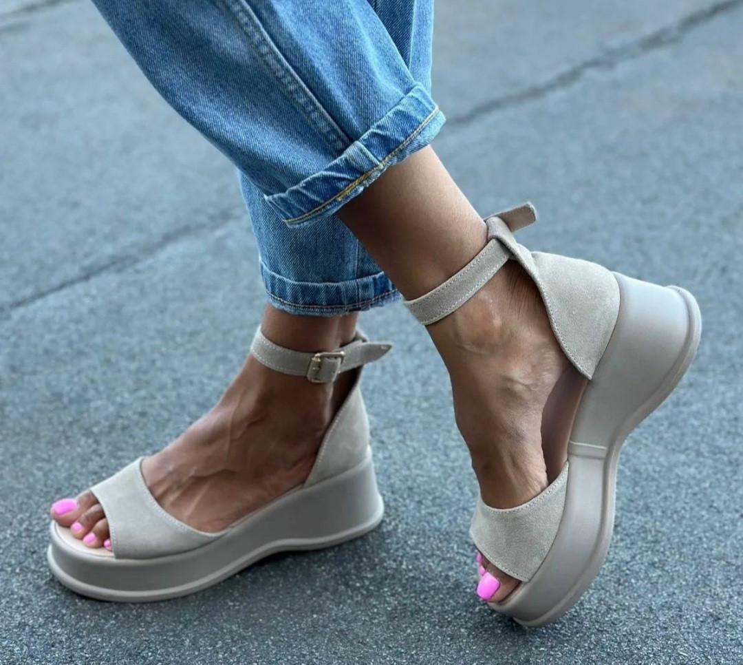 Босоножки женские на танкетке материал замш р. 37/24 см Бежевый (56900)