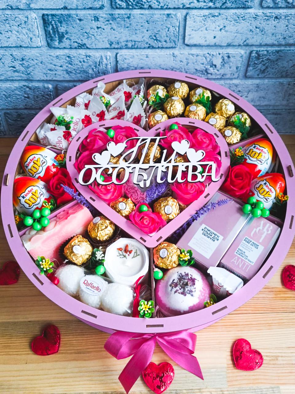 Подарочный бокс для женщины на день влюбленных Люблю тебя Розовый (1494448336) - фото 2 Подарочный бокс для женщины на день влюбленных Люблю тебя Розовый (1494448336) - фото 2